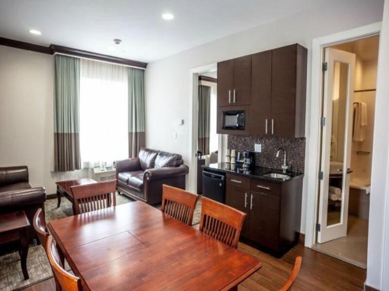 Hotel Condor Brooklyn