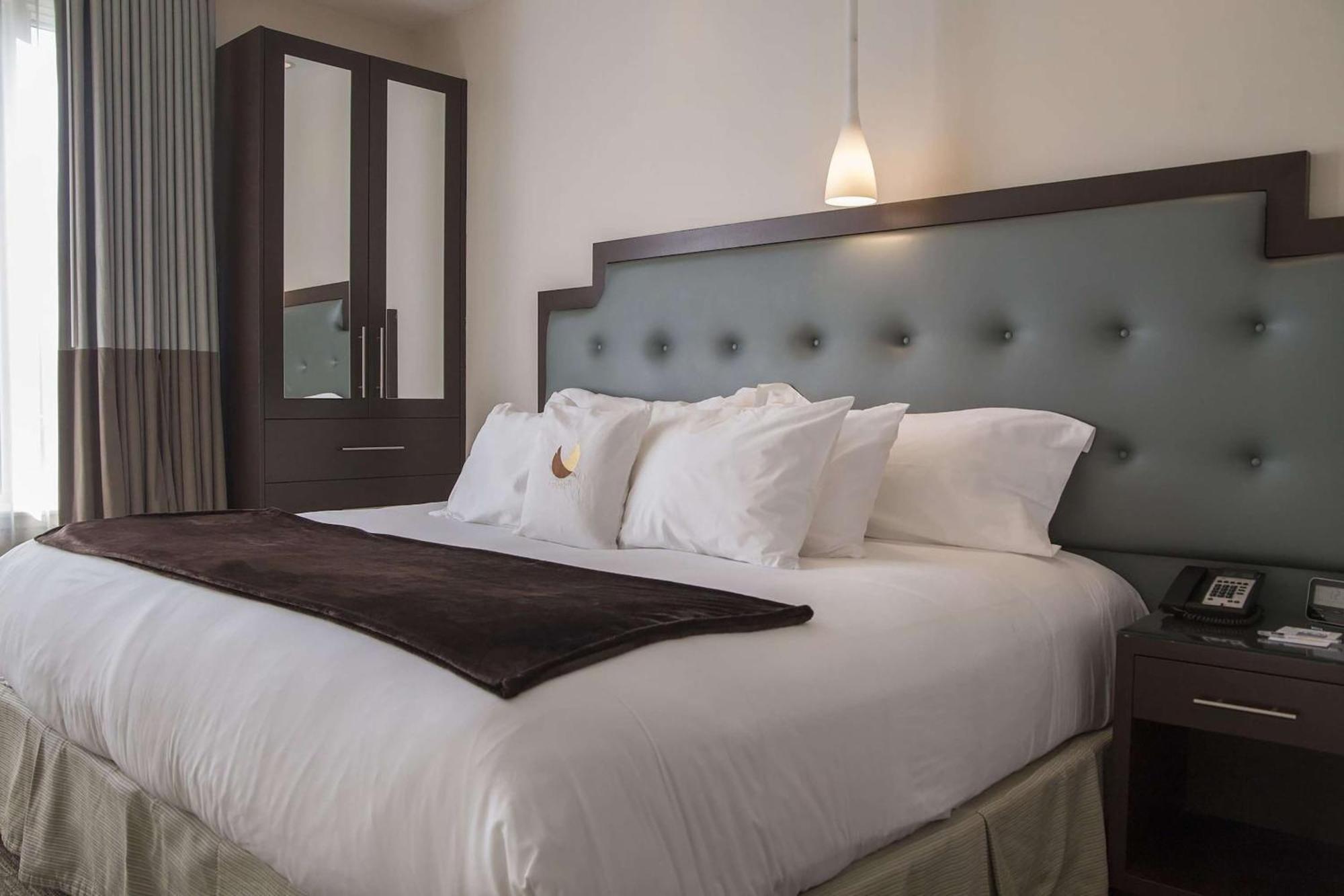 Condor Brooklyn Hotel 4*
